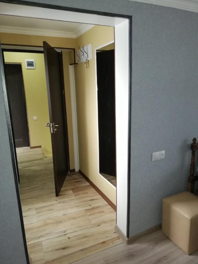Lamara Apartment ティビリシ エクステリア 写真